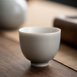 【素雅灵动】冰灰品茗杯