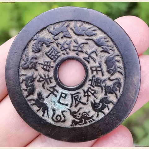 细节展示放大镜特效