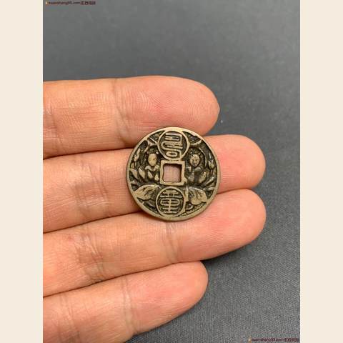 细节展示放大镜特效