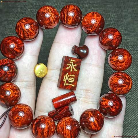 细节展示放大镜特效
