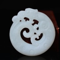 特惠和田玉 精雕龙 吊坠