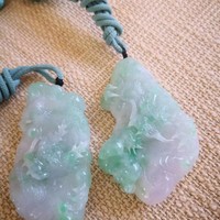 春带彩翡翠龙牌一对